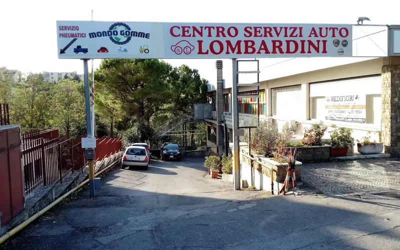 Foto dell'officina Mondogomme