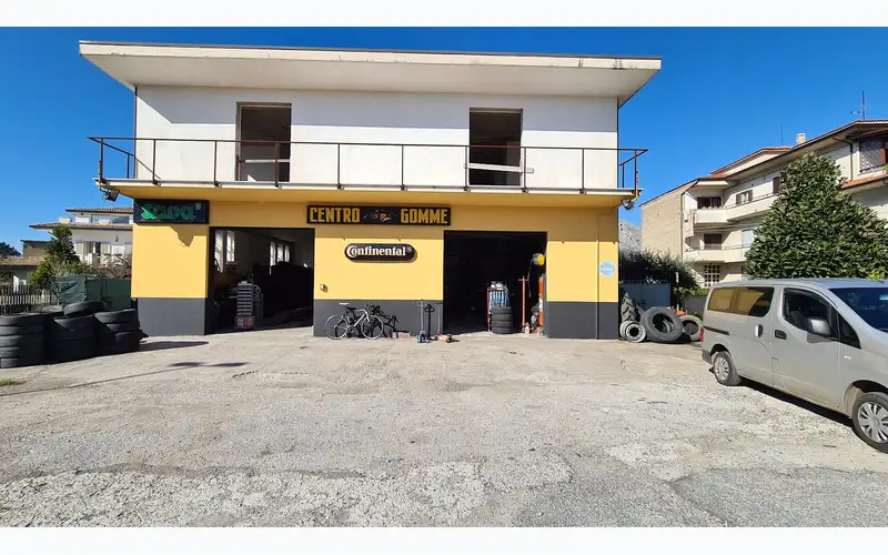 Foto dell'officina Montaquila Salvatore Gomme