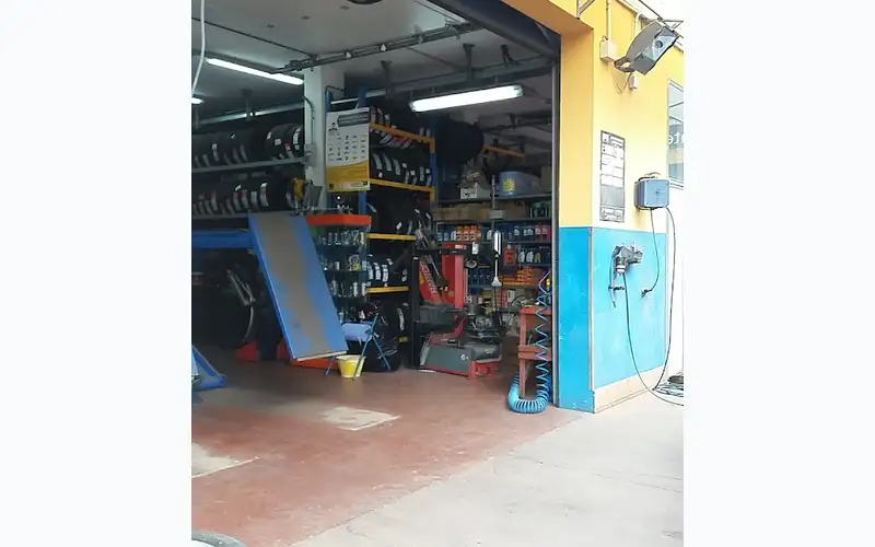 Foto dell'officina Montes Gavino