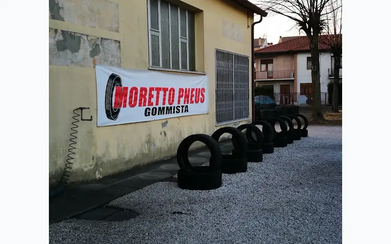 Foto dell'officina Moretto Pneus Gomme