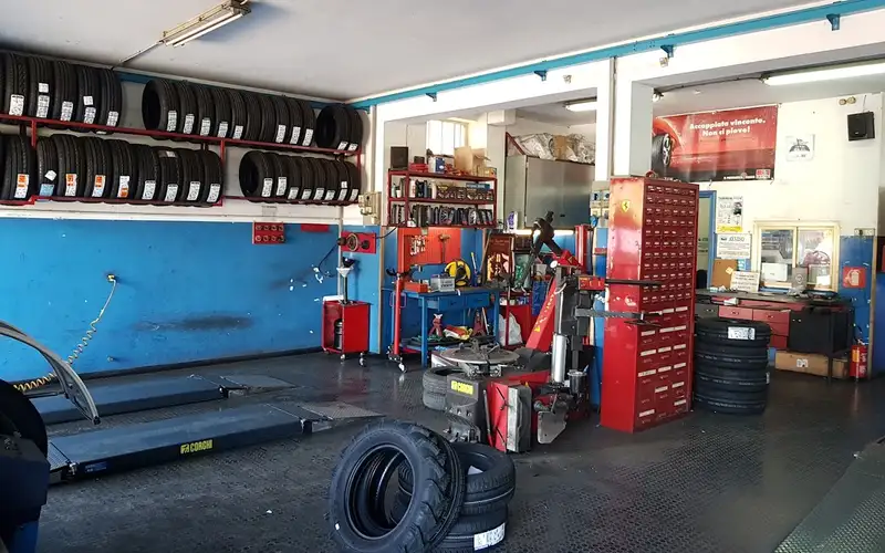 Foto dell'officina Nettun Gomme