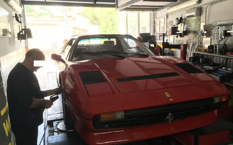 Foto dell'officina New Tyres Center