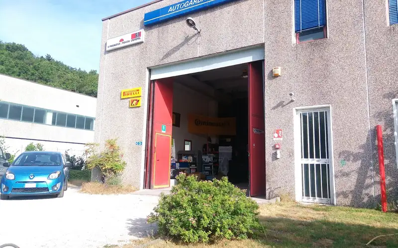 Foto dell'officina Nuova Autogarda Service S.r.l.