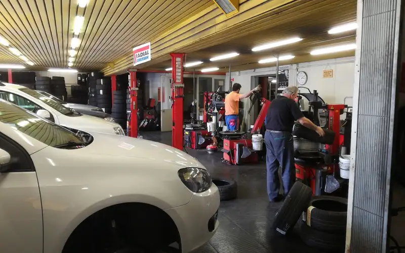 Foto dell'officina Padova Gomme - Padova - BestDrive
