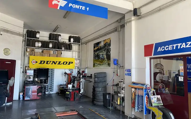 Foto dell'officina P.C. Gomme di Alessandro Pompa