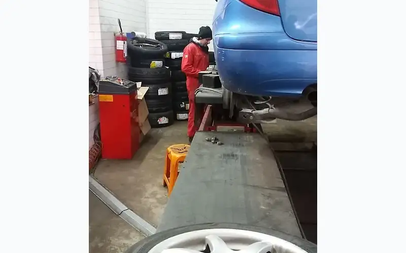 Foto dell'officina Pera Gomme