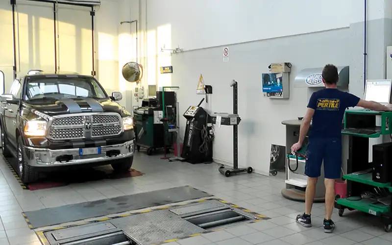 Foto dell'officina Pertile