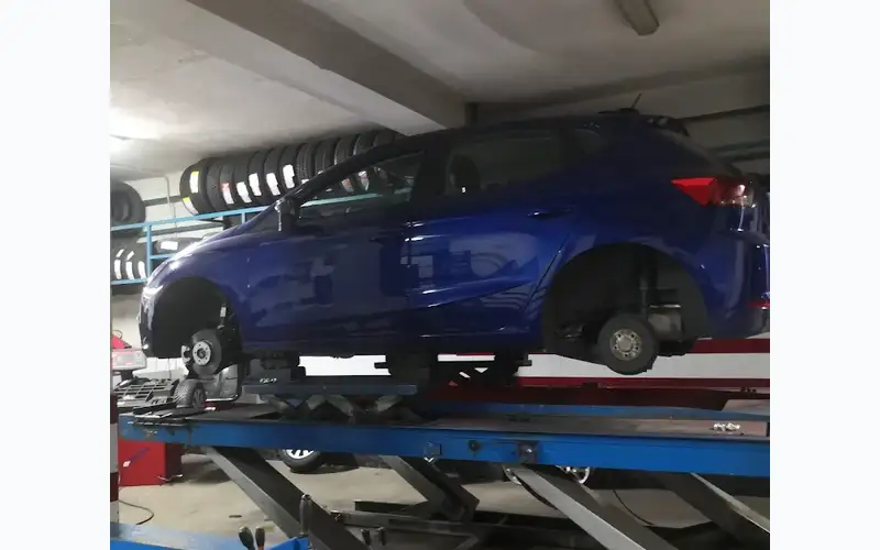 Foto dell'officina Petraro Service S.r.l.