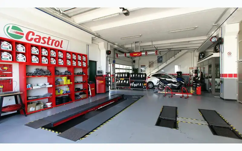 Foto dell'officina Picasso Pneumatici S.n.c.