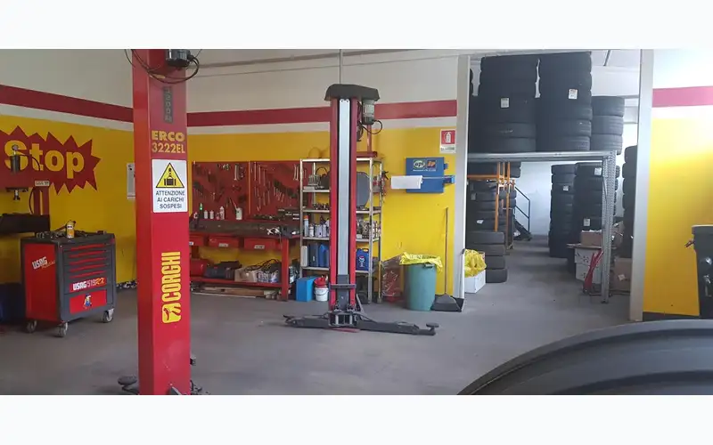 Foto dell'officina Pit Stop Di Paternoster M. - Driver Center Pirelli Terzolas