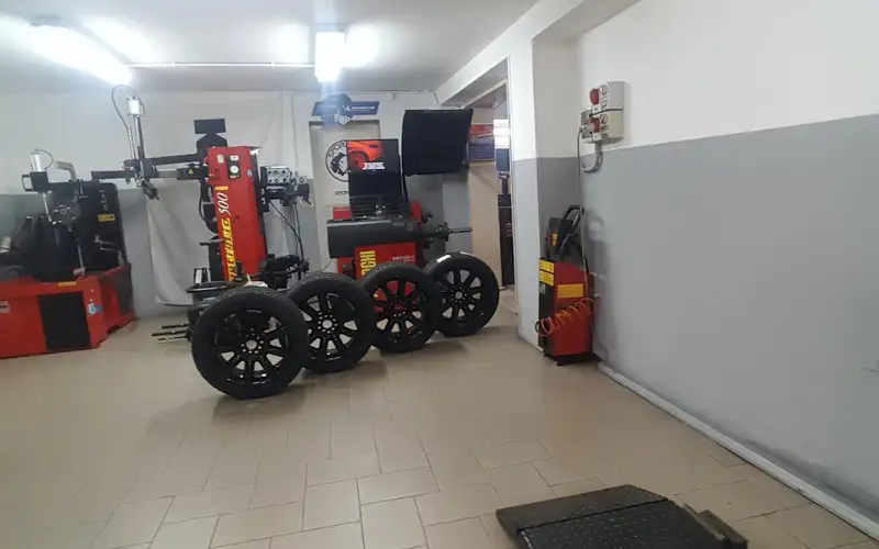 Foto dell'officina Pizzuto Piero Gomme