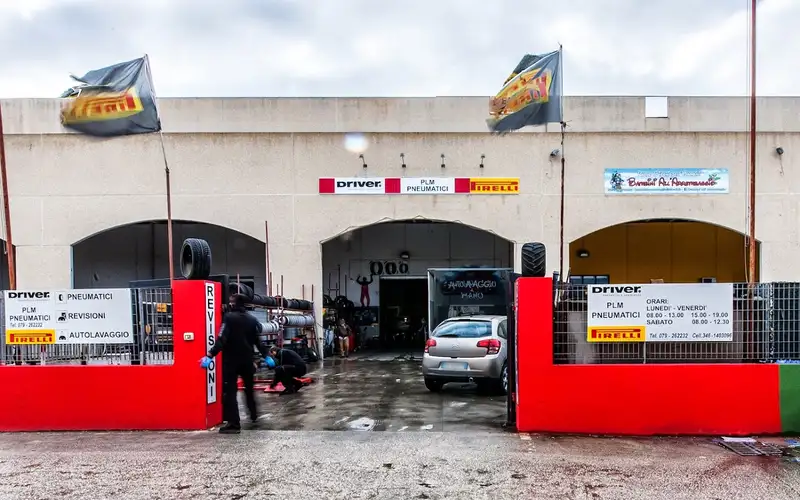 Foto dell'officina Plm Pneumatici