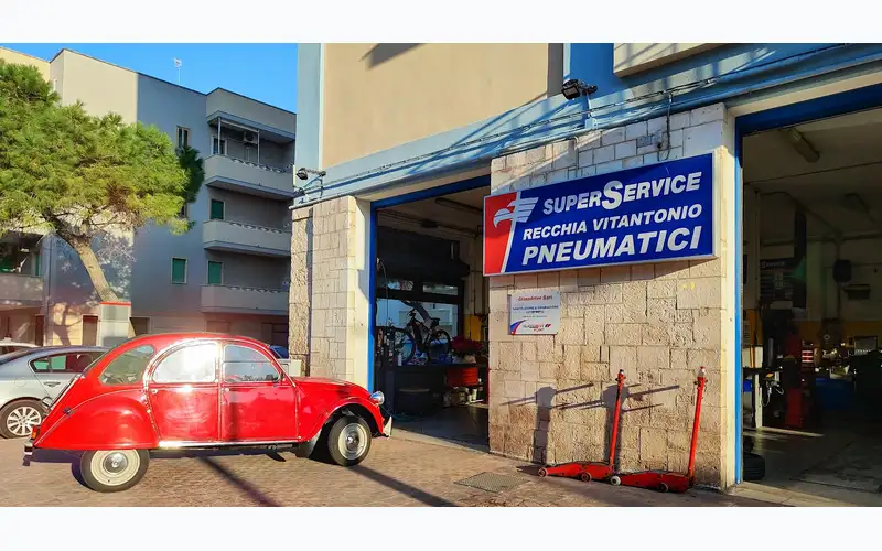 Foto dell'officina Pneumatici Recchia Vitantonio