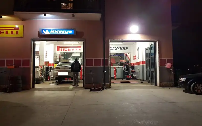 Foto dell'officina Pneumatici Rinco S.n.c.