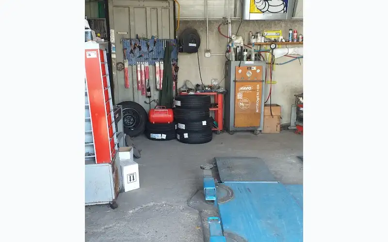 Foto dell'officina Pneupuddu di Puddu Marco