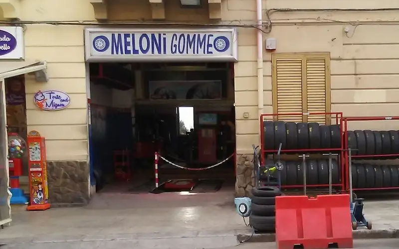 Foto dell'officina Pneus 2001 Di Meloni Leandro