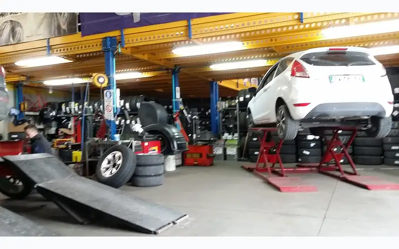 Foto dell'officina Pneus Bondeno S.p.A.