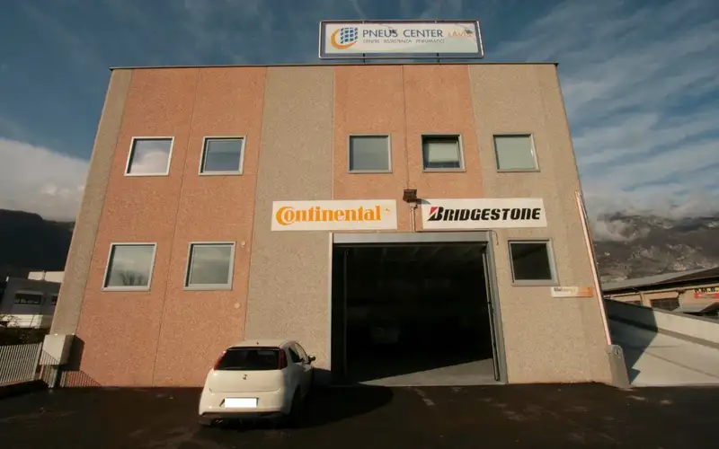 Foto dell'officina Pneus Center Lavis