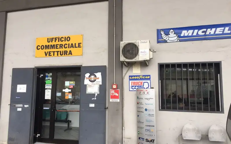 Foto dell'officina Pneus Expert Ferrara S.r.l.