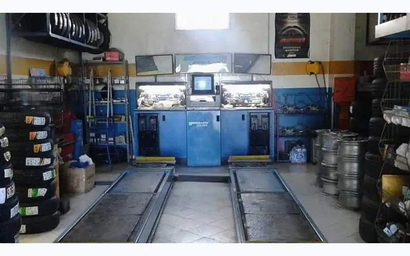 Foto dell'officina Pneus Gomme S.a.s.