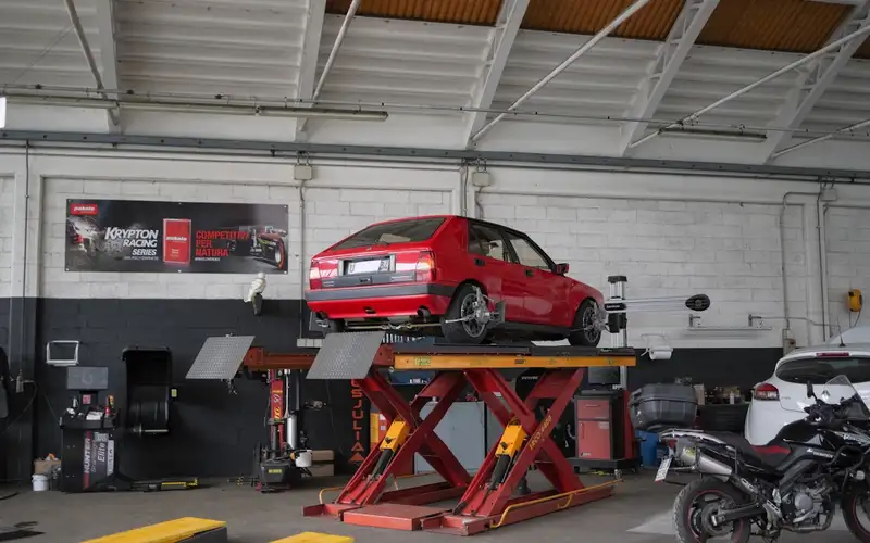 Foto dell'officina Pneus Julia S.r.l.