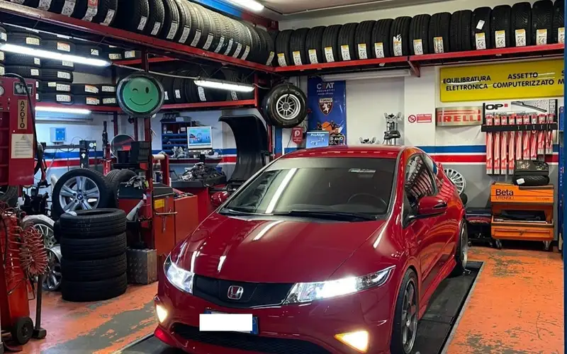 Foto dell'officina Pneus Lingotto