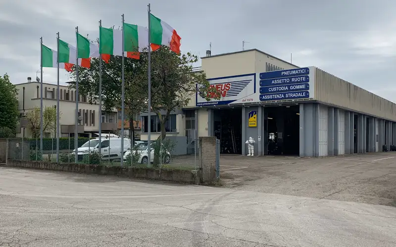 Foto dell'officina Pneus Rimini Santarcangelo