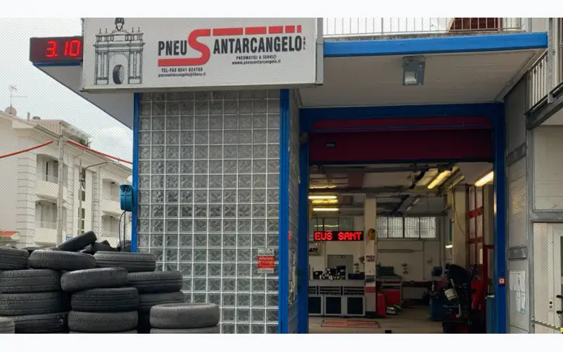 Foto dell'officina Pneus Santarcangelo