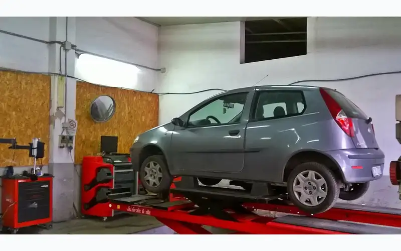 Foto dell'officina Pneusagri S.r.l.