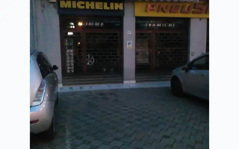 Foto dell'officina Pneusistem di Primerano Franco