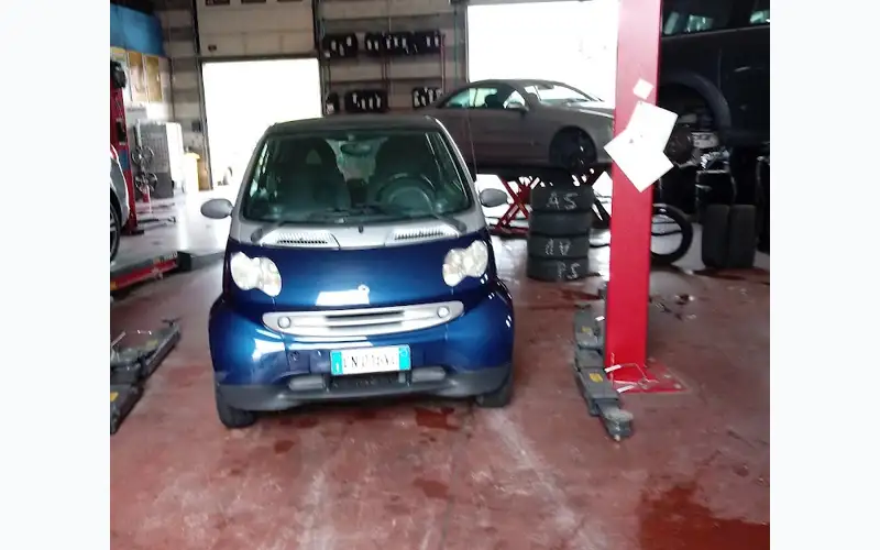 Foto dell'officina Poeta Lorenzo