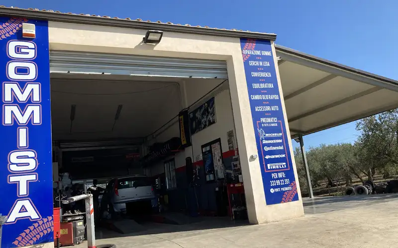 Foto dell'officina Ponte Pneumatici Di Francesco Chillemi