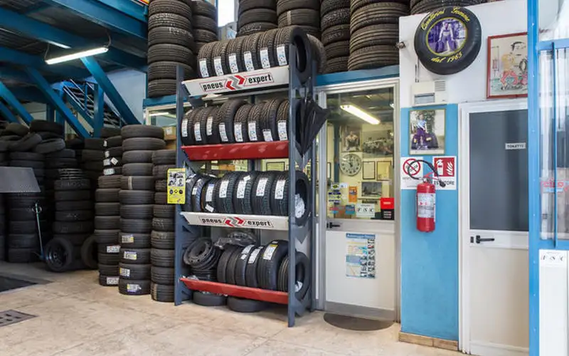 Foto dell'officina Quattrini Gomme