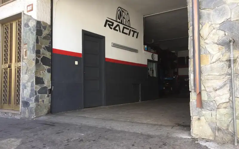 Foto dell'officina Raciti Pneumatici