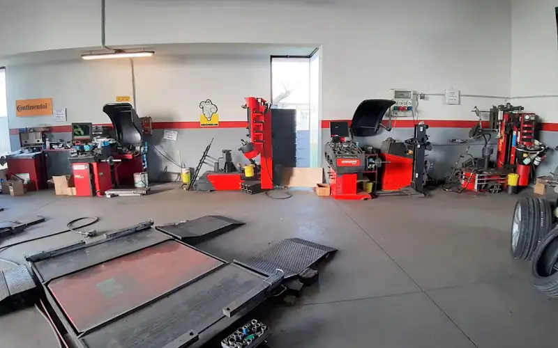 Foto dell'officina Radrezza Gomme di Radrezza Fabio