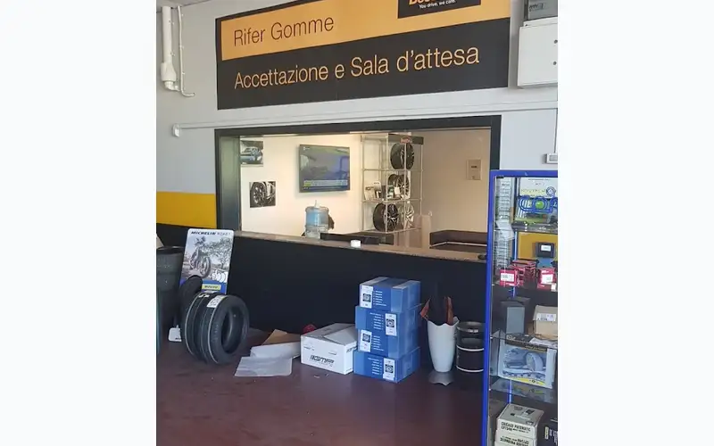 Foto dell'officina Rifer Gomme Fermo