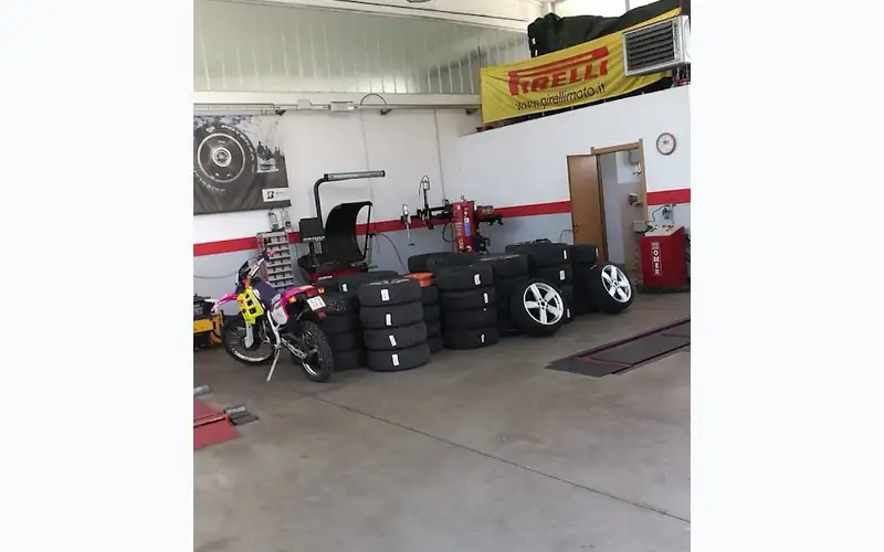 Foto dell'officina Rocca Gomme