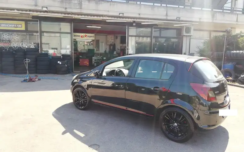 Foto dell'officina Rocco Gomme Di Rocco Andrea