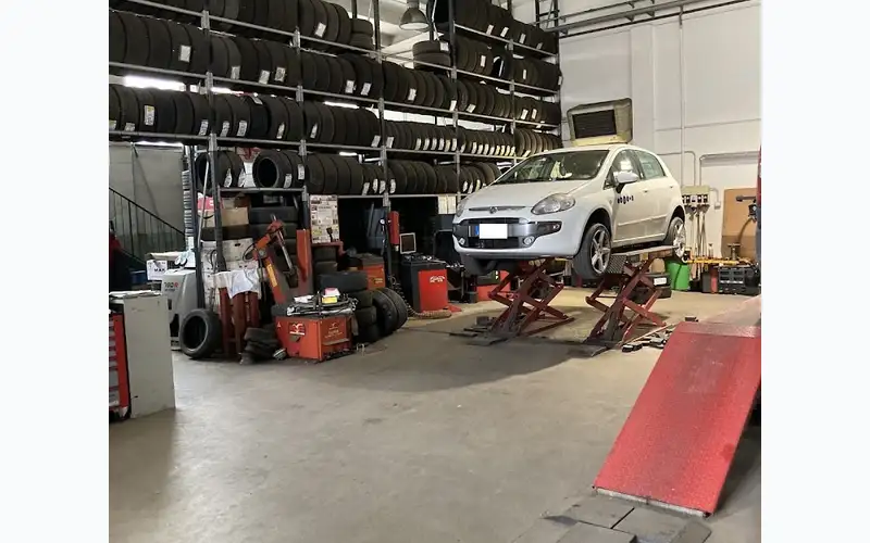 Foto dell'officina Romea Gomme S.r.l. Unipersonale