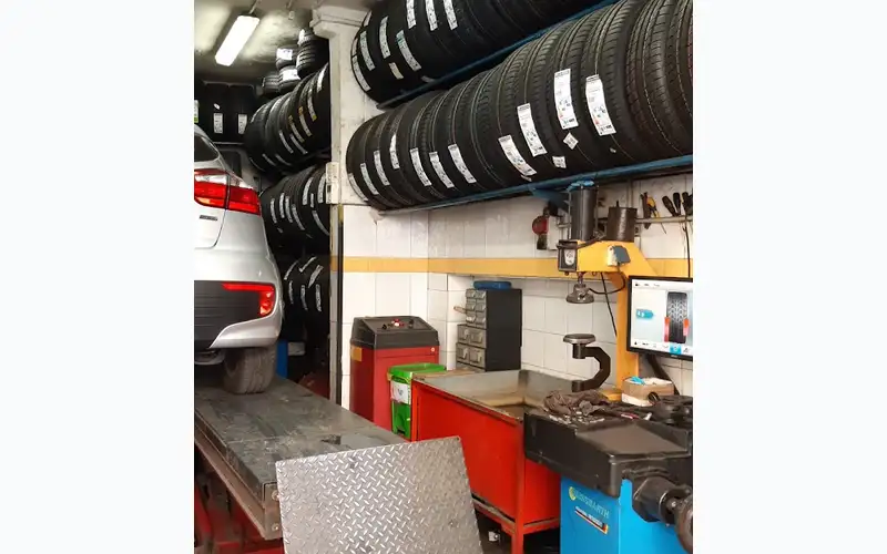 Foto dell'officina Rosano Gomme di Rosano Vincenzo