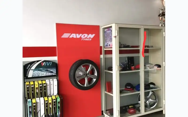 Foto dell'officina Saglimbeni Gomme