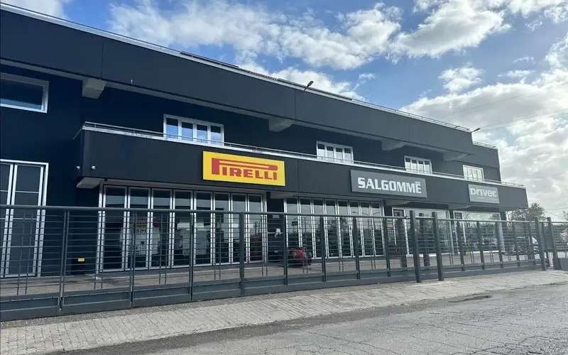 Foto dell'officina Salgomme New S.r.l.s. - Driver Center Pirelli