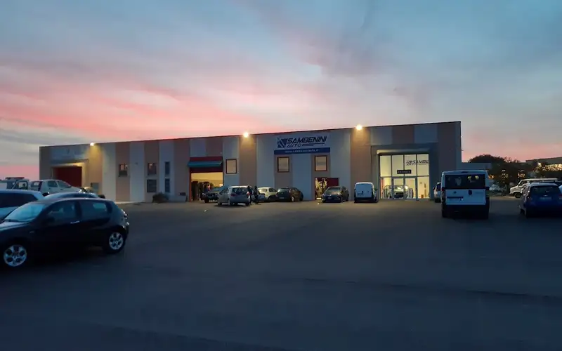Foto dell'officina Sambenini Auto