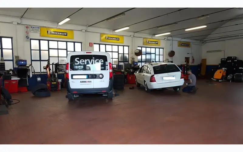 Foto dell'officina Scapini Gianluca