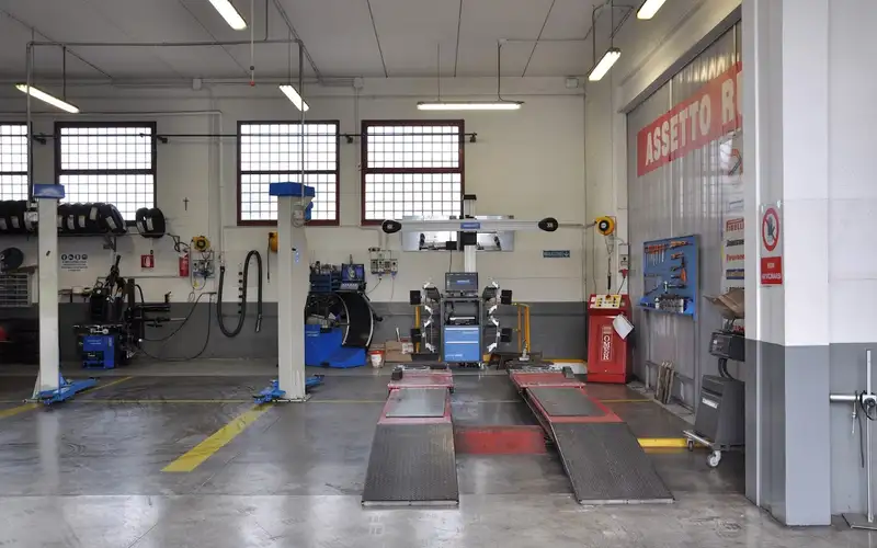 Foto dell'officina Service Car Bianchetto S.r.l.