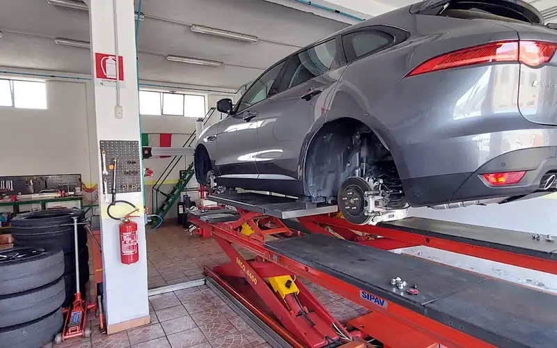 Foto dell'officina Service Gomme Spada