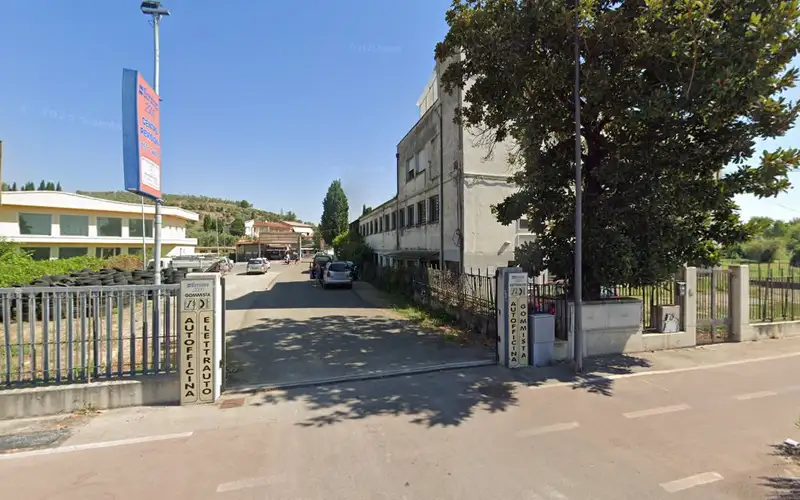 Foto dell'officina Services 2000 S.r.l.