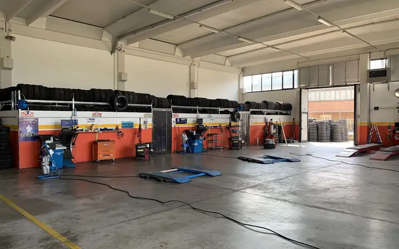 Foto dell'officina Sess Tyres S.n.c.