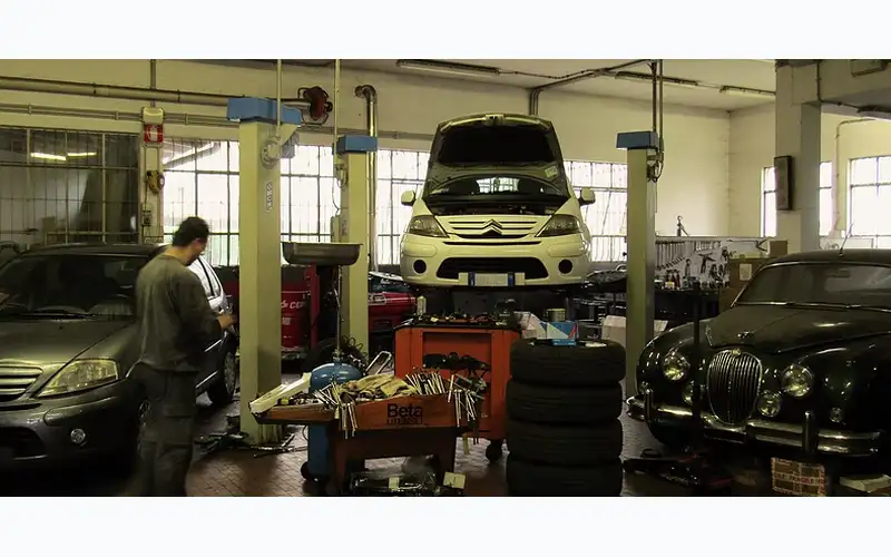 Foto dell'officina Settimo Service S.n.c.