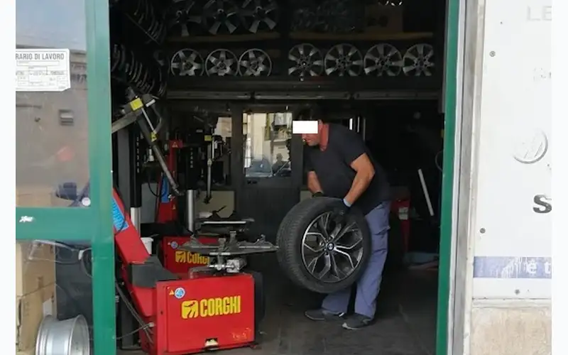 Foto dell'officina Stelgomm